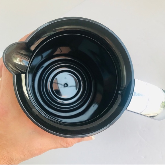 Keurig Hot 2.0 Coffee Pot Carafe 4 cups EUC - Picture 4 of 5